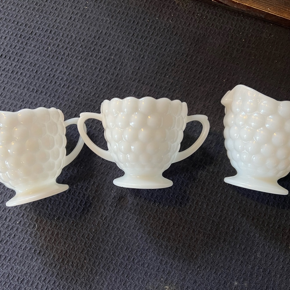 Anchor Hocking Bubble Milk Glass Sugar and Creamer Set